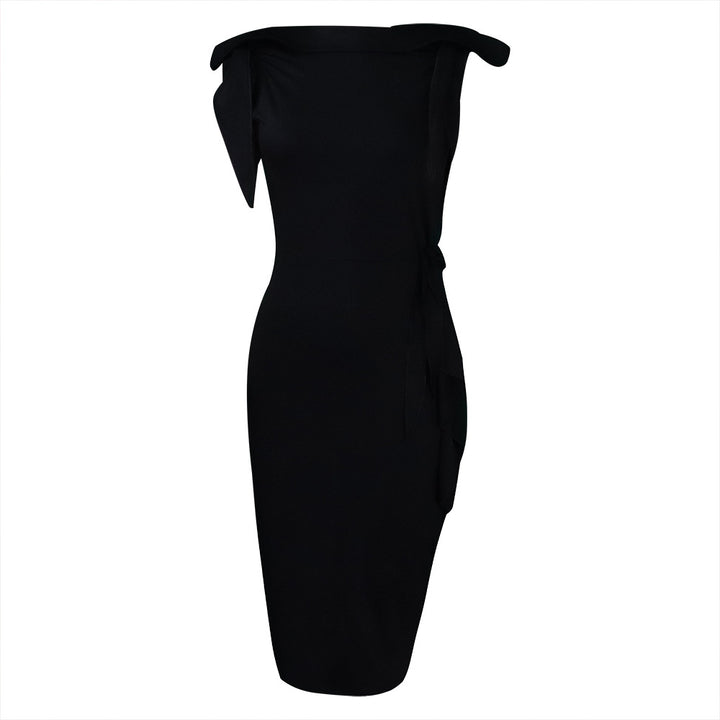 Sheath dress for women with elegant shoulders Lune London