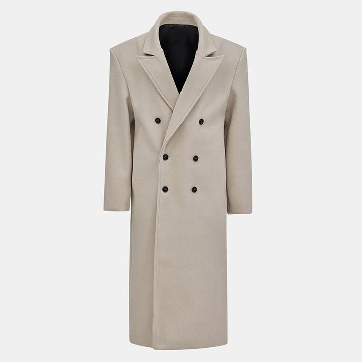 Elegant long double-breasted man Chic und Style