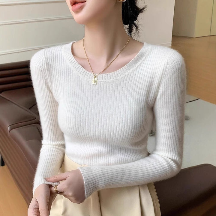 Pull-over en maille fine à côtes pour femmes avec col rond Chic & Stil