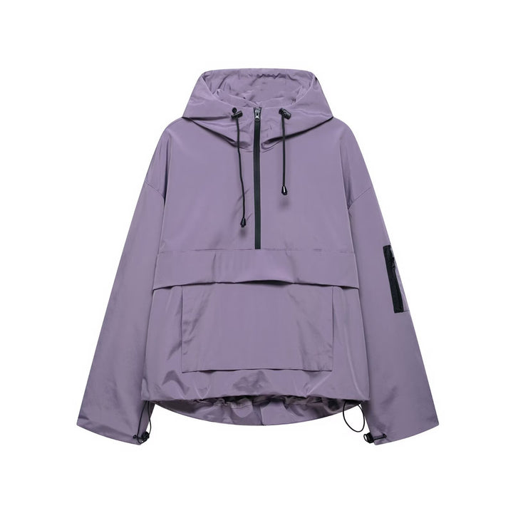 Veste coupe-vent fonctionnelle pour femmes avec col de capuche ajustable et poche kangourou Chic & Stil