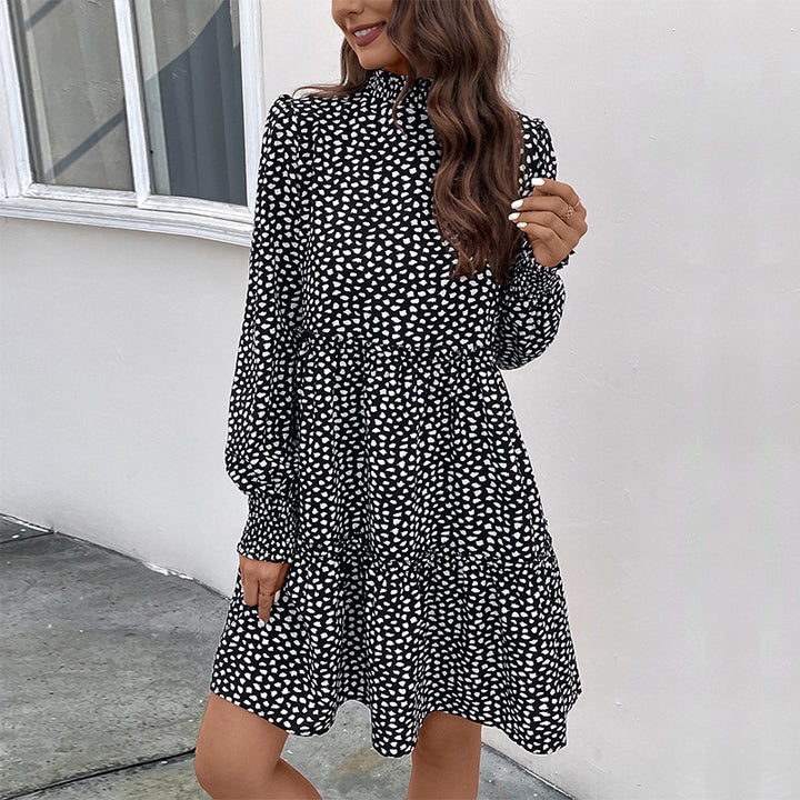Casual mini dress for ladies with ruffles and loose fit Lune London