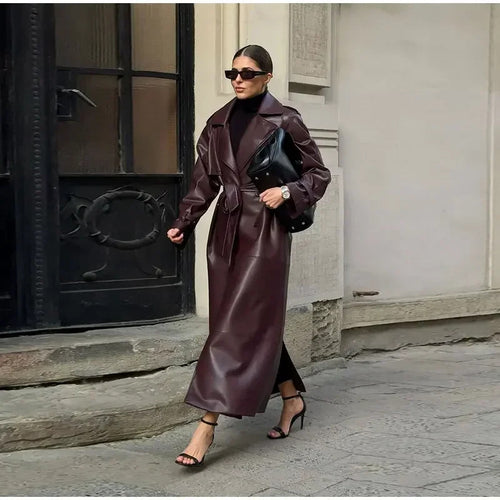 Manteau trench en cuir synthétique à la mode pour femmes avec ceinture Chic & Stil