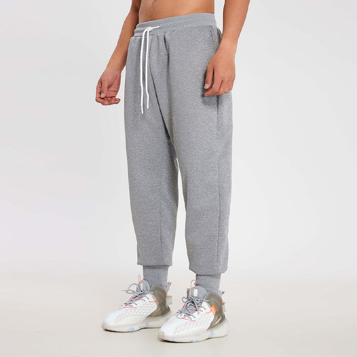Casual men's jogging pants with elastic waistband and comfortable pockets Lune London