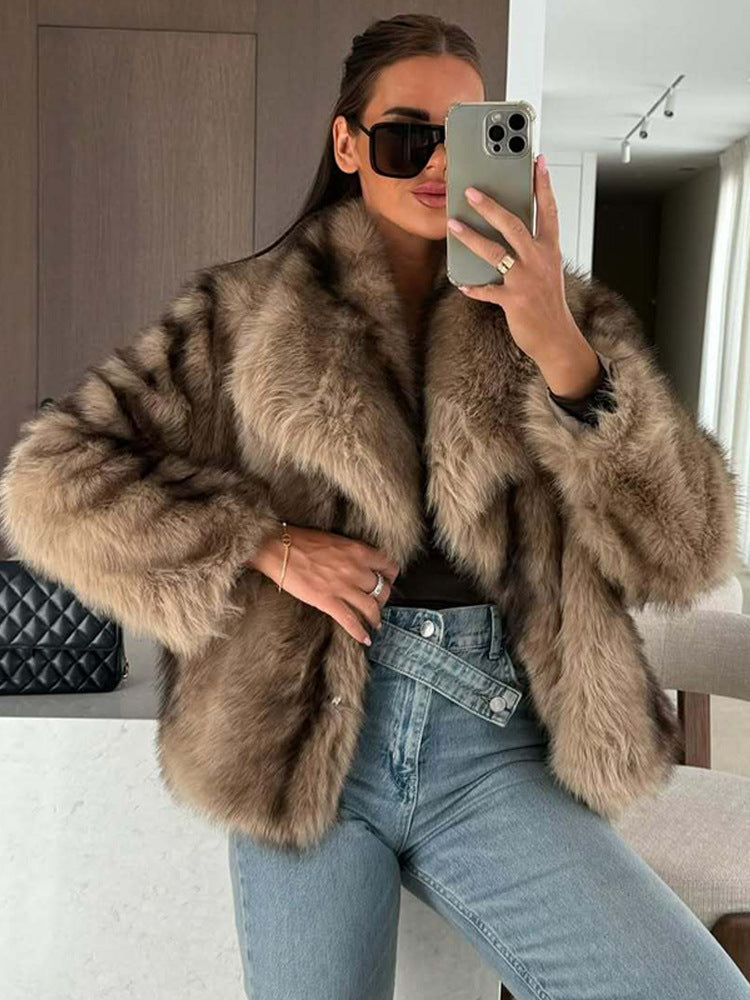 Ladies elegant faux fur jacket Lune London
