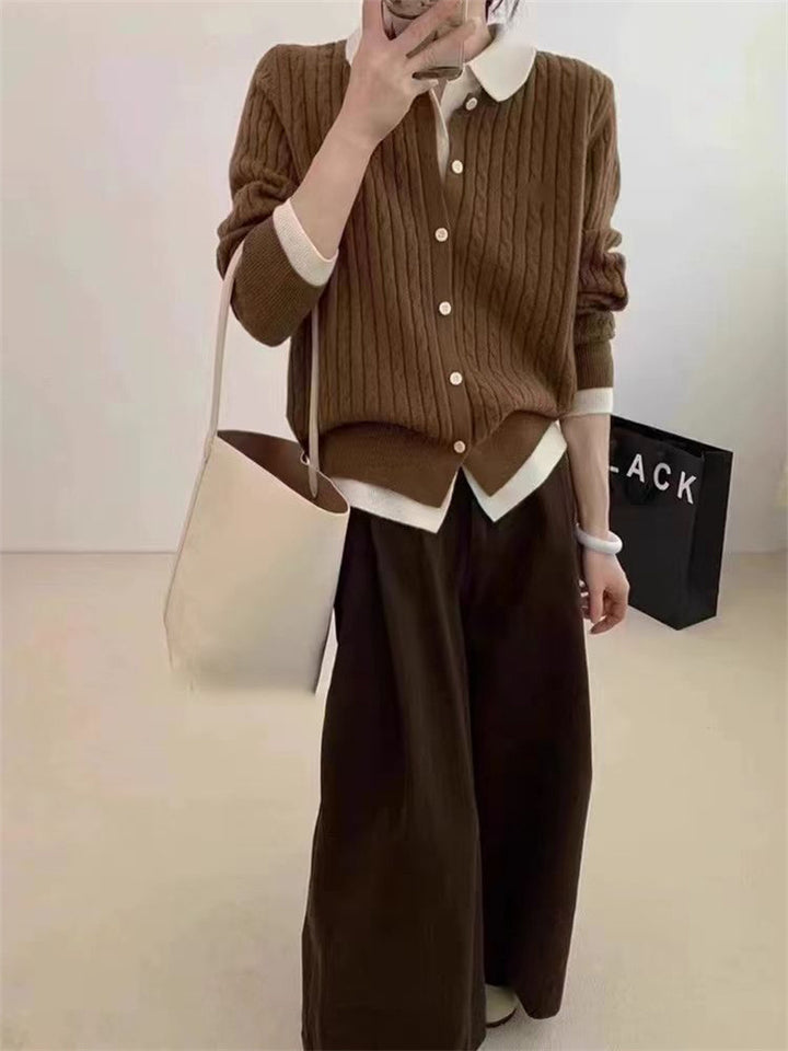 Pull tricot confortable pour femmes avec un design de boutons tendance et une texture côtelée Chic & Stil