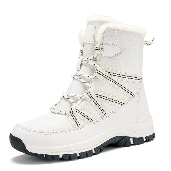 Insulated winter boots for women with non-slip sole and breathable upper material Lune London