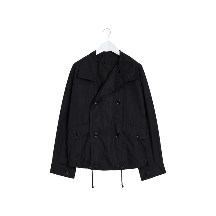 Trendy women's transition jacket with large collar and practical pockets Lune London