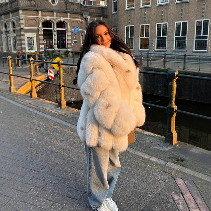 Women Short Cut Faux Fur Coat with Voluminous Teddy Effect Amarae