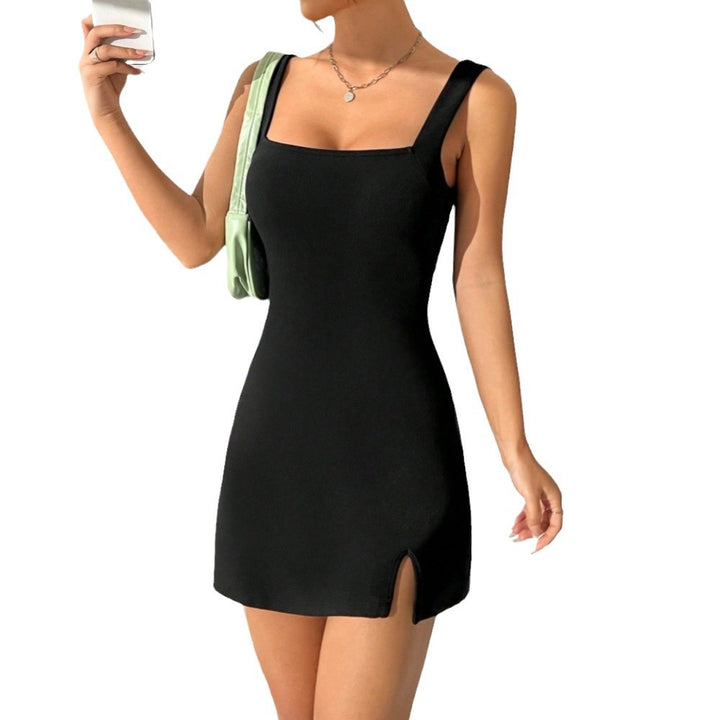 Robe mini femme avec décolleté carré et fente latérale Chic & Stil