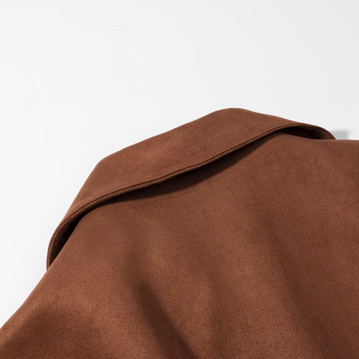 Veste en daim élégante pour femmes avec ceinture et coupe ajustée Chic & Stil