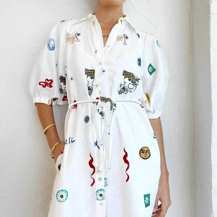 Robe d'été pour femme avec design d'embroidery coloré Chic & Stil