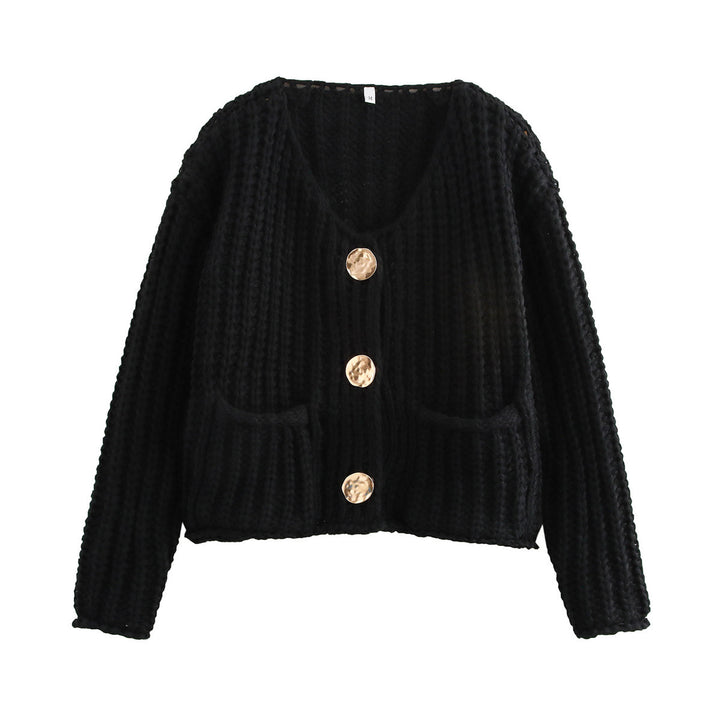 Ladies Sweatshirt in Knit with Large Buttons and Patch Pockets Lune London