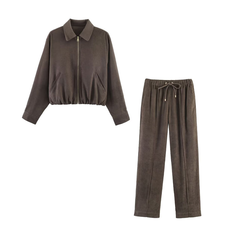 Ladies short cut velour look bomber jacket with lapel collar and elastic hem Amarae