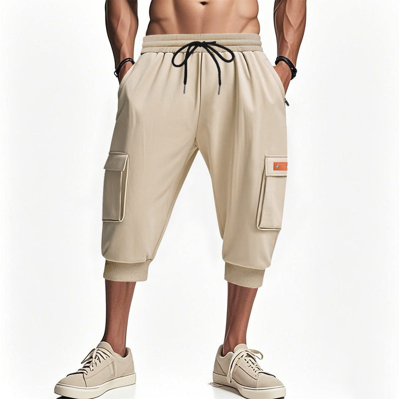 Stylish cargo pants for men with short legs and practical pockets Chic and Style