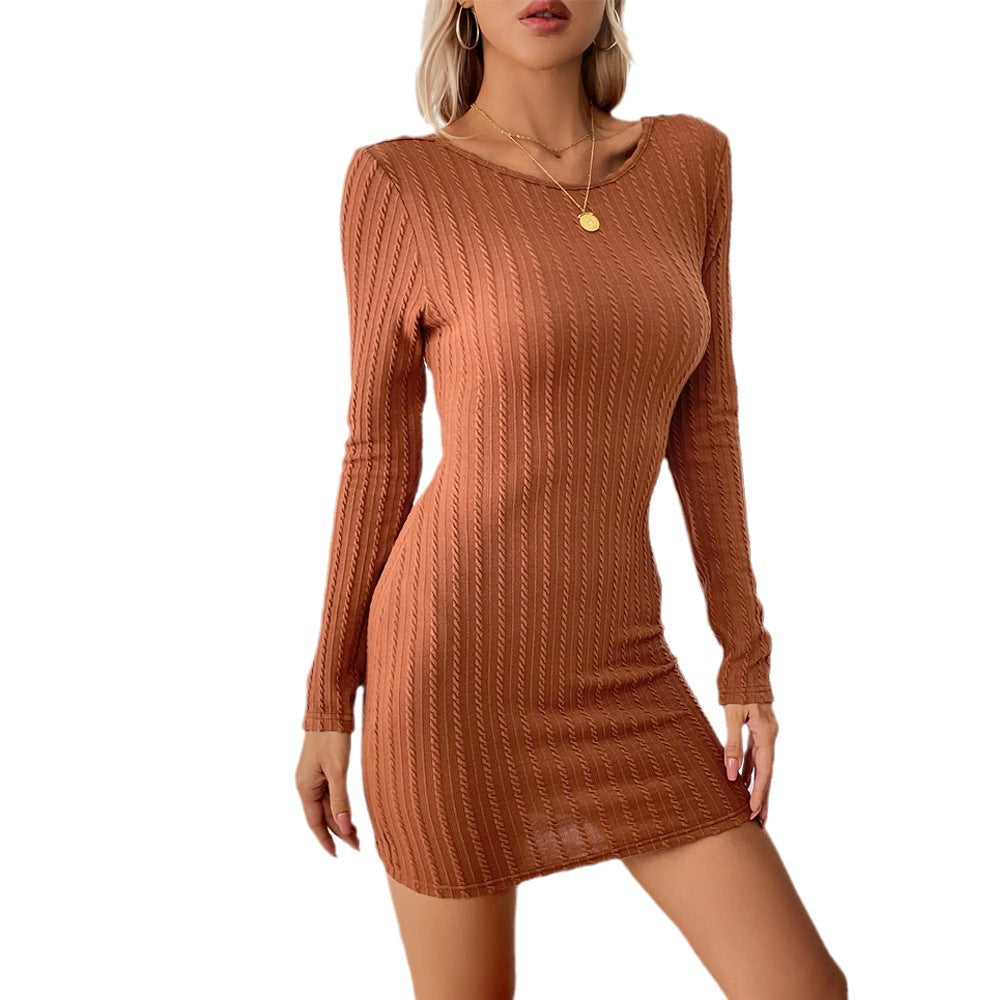 Robe mini tricotée élégante pour femme avec manches longues et design à fine côtes Chic & Stil