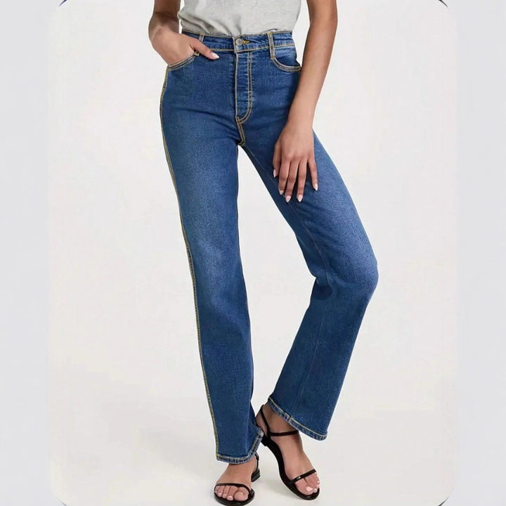 Women High-Waisted Straight-Leg Jeans with a Slight Flare and Five-Pocket Design Amarae