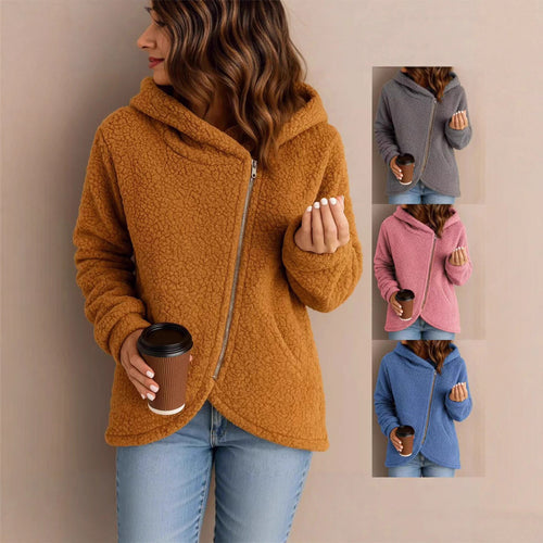 Veste en fleece pour femmes avec fermeture éclair asymétrique et capuche Chic & Stil
