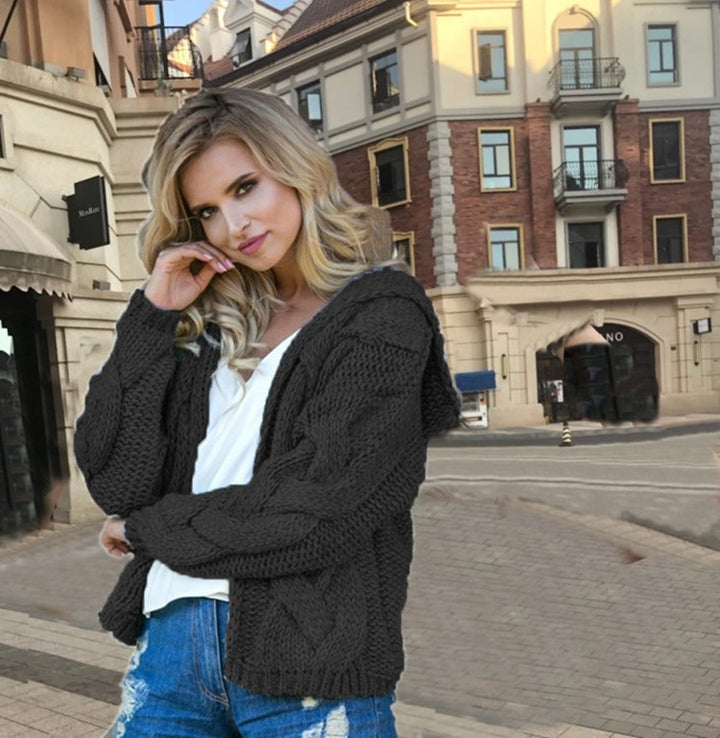 Thick knit jacket for women with hood and elegant cable pattern Lune Londonl