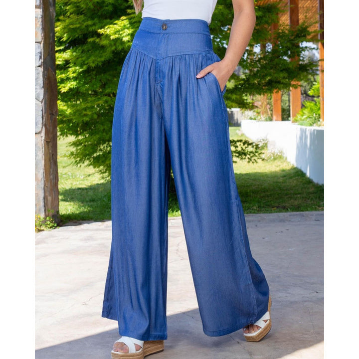 Wide linen pants for women with high waist and practical pockets Lune London