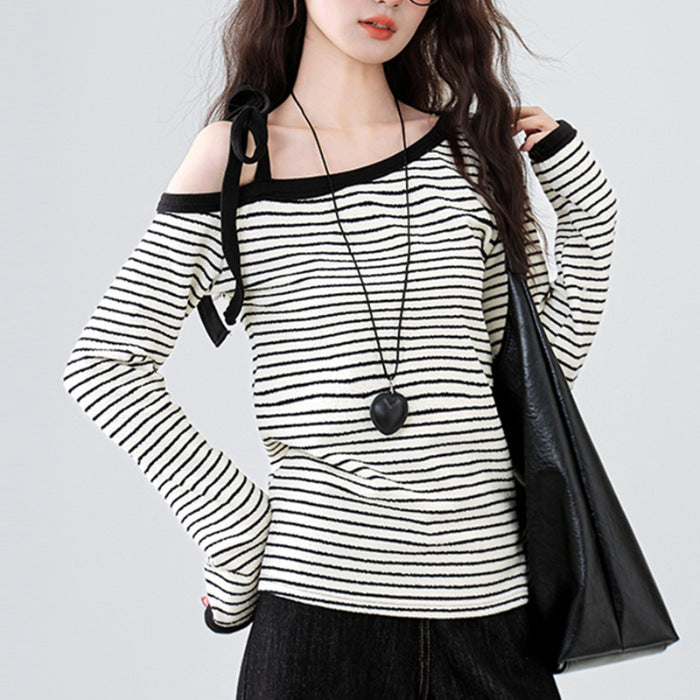 Ladies Off-Shoulder Top with Modern Stripe Design Chic & Stil