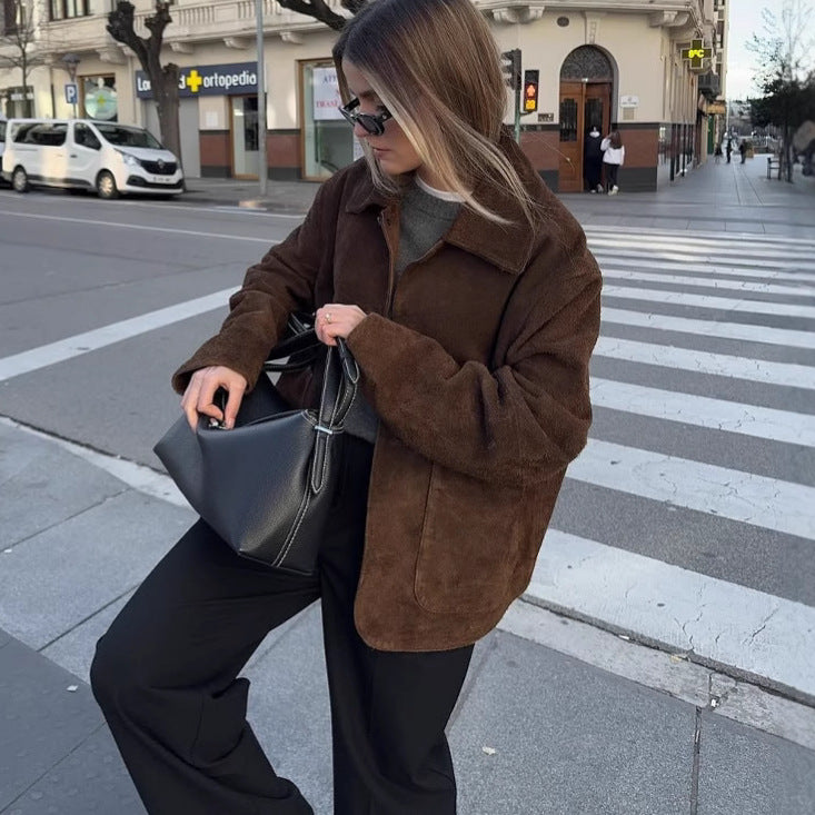 Oversized teddy jacket for women with button closure and large pockets Lune London