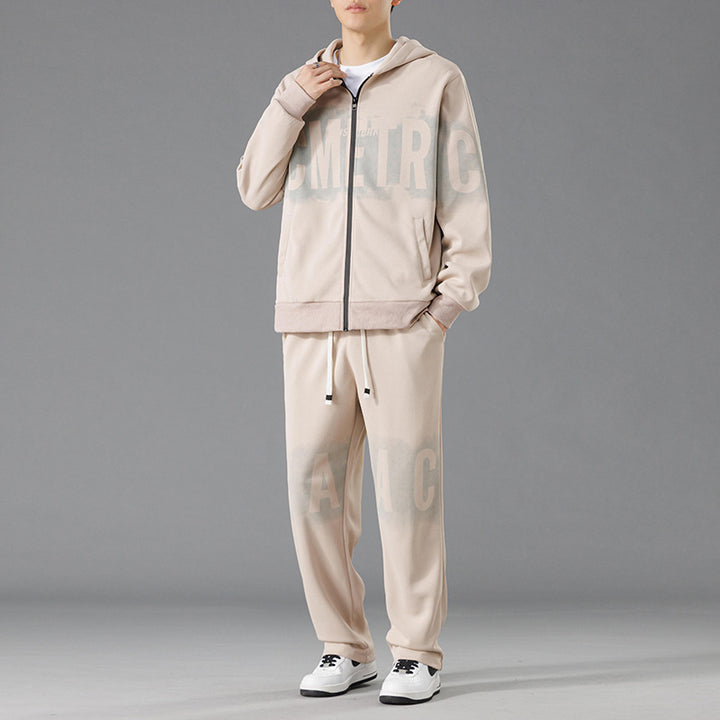 Men's sports suit with an innovative design and practical pockets Amarae