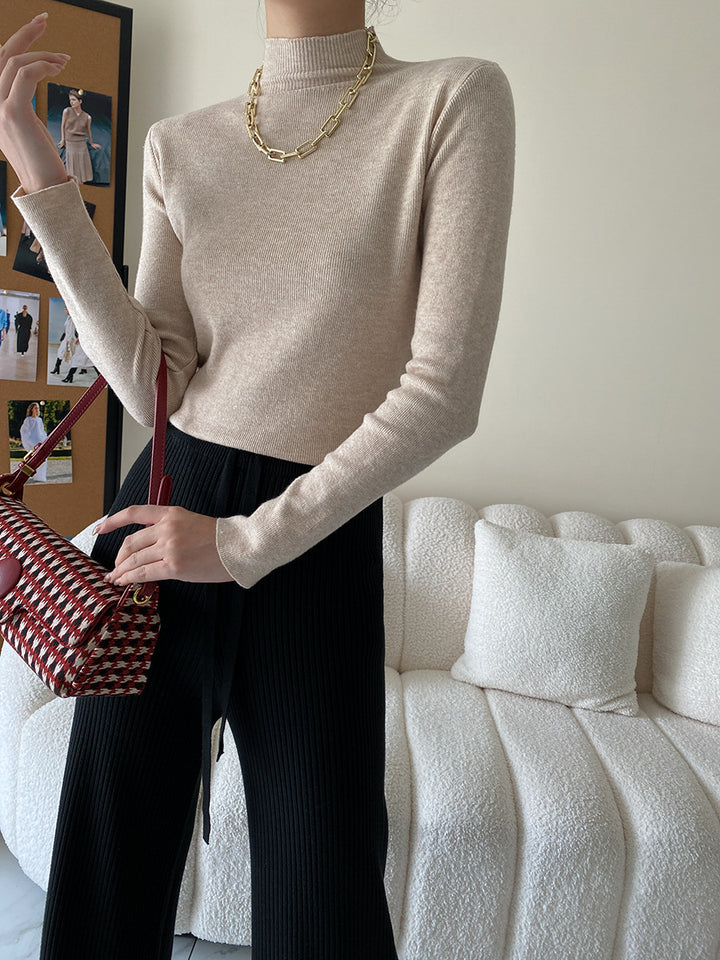 Women's fine knit top with high collar Chic & Stil
