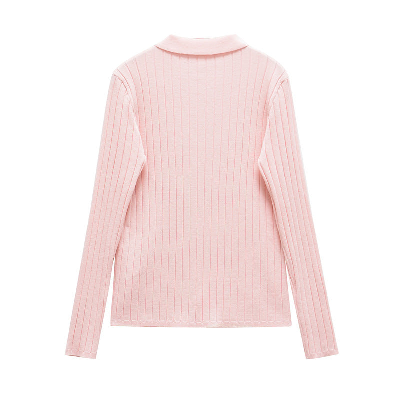 Blouse en tricot fin pour femmes avec col élégant et fermeture à bouton Chic & Stil