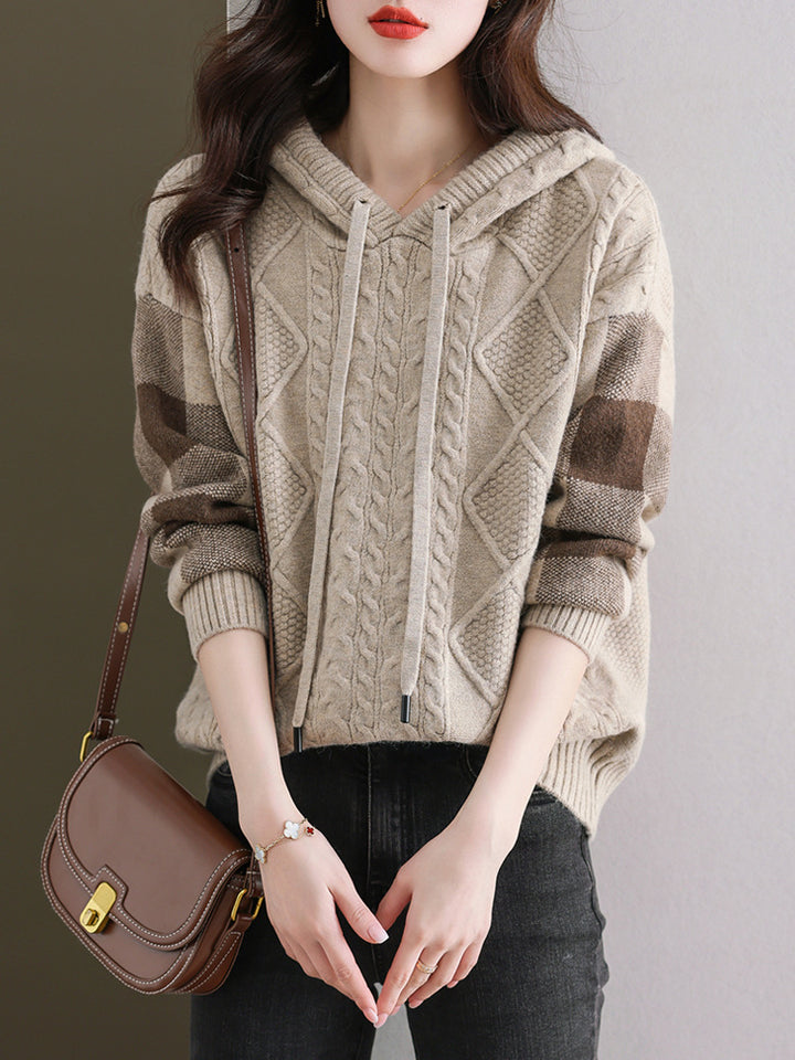 Knitted sweater for women with hood and chic tartan pattern Lune London