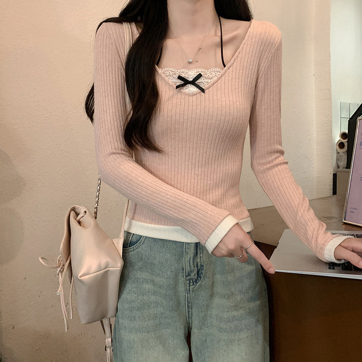 Women's long-sleeve shirt with V-neck and lace accents Lune London
