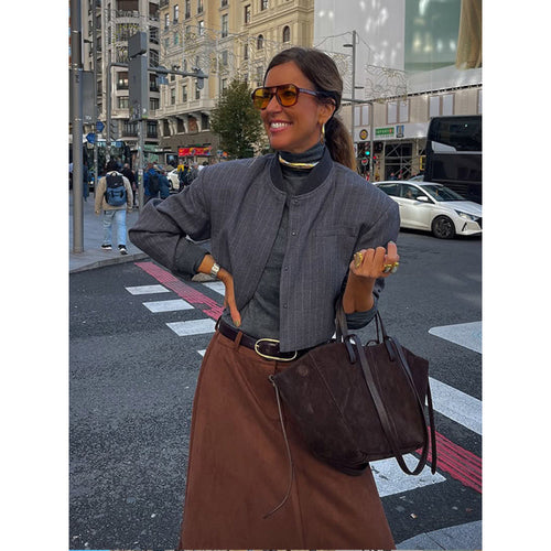 Short jacket for women with textured design and high collar Amarae