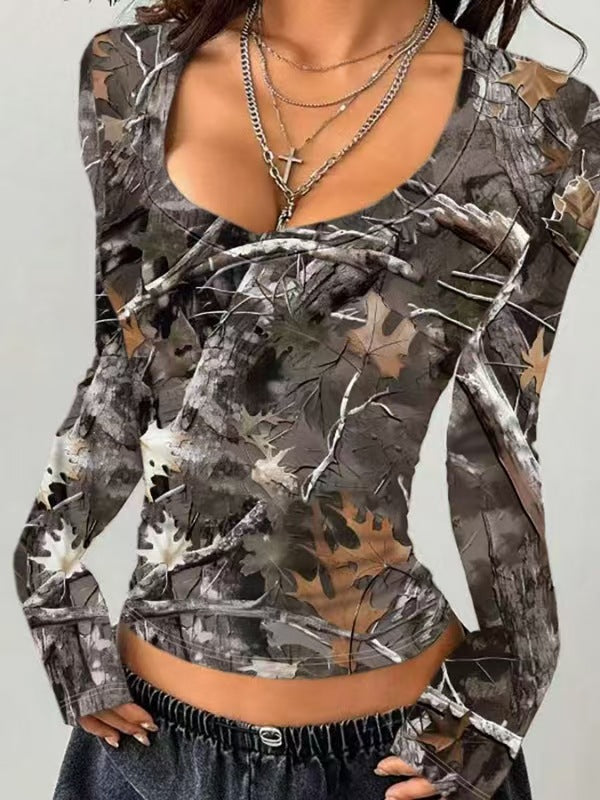 Long sleeve women’s camouflage T-shirt with V-neck and chic modern details