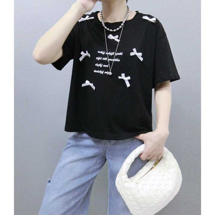 Ladies stylish graphic T-shirt with chic knot accents