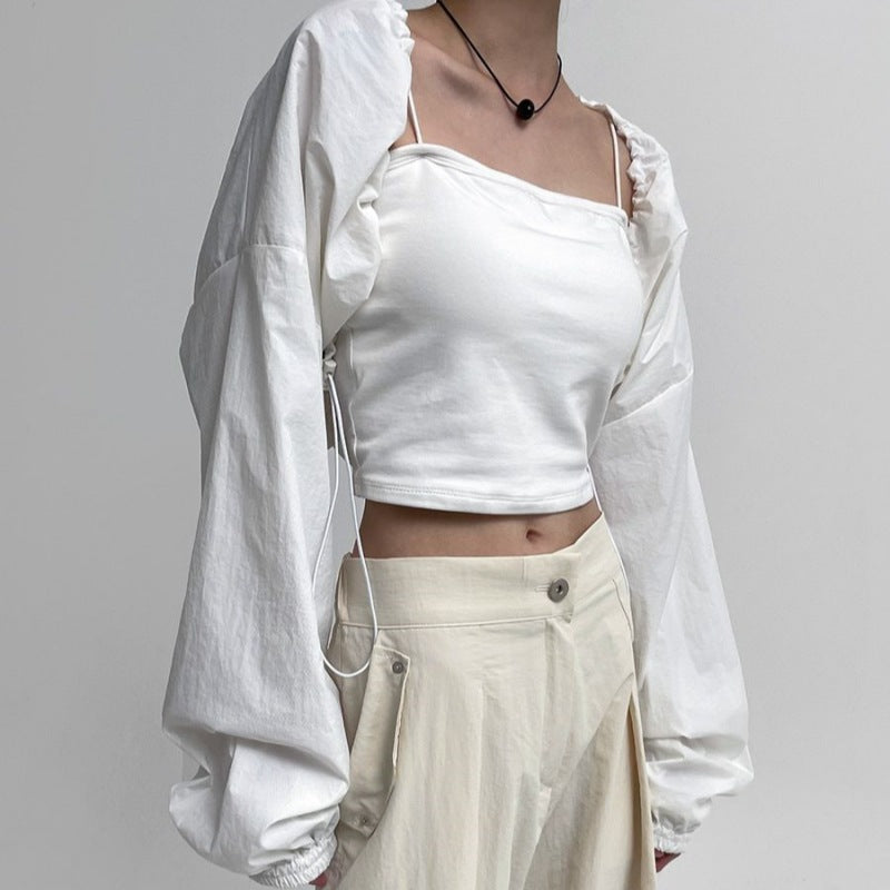 Blouse pour femmes à manches longues courte avec volants Chic & Stil
