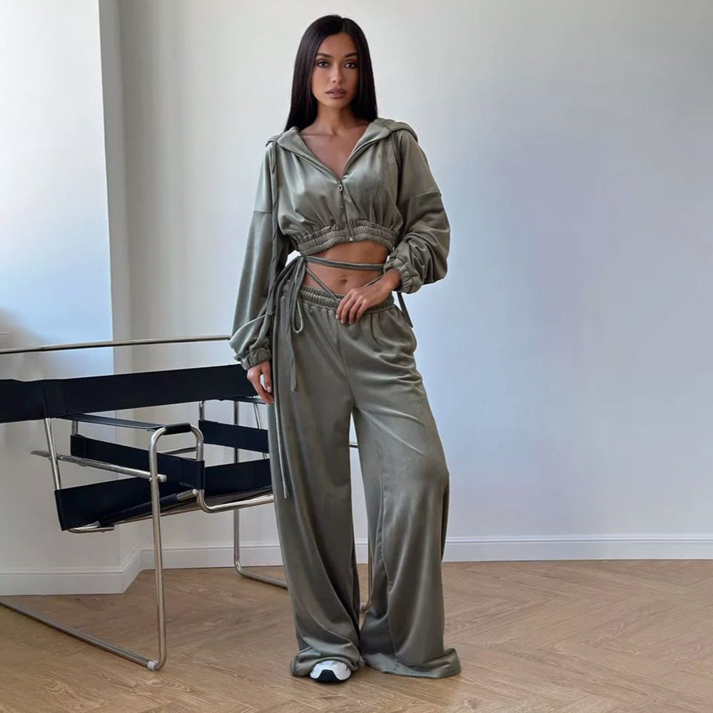 Casual tracksuit for women with hooded top and wide-leg pants Lune London