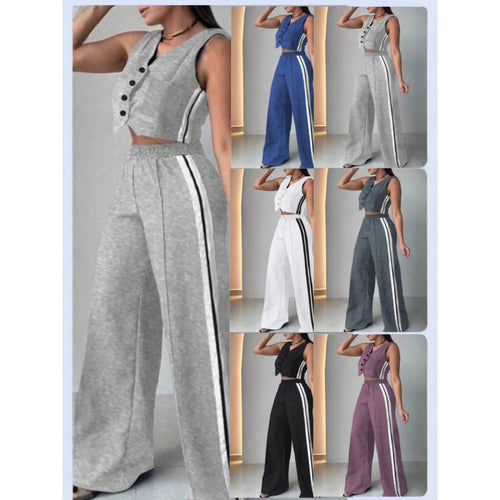 Two-piece women's sports set with a loose fit and an elastic waistband Amarae