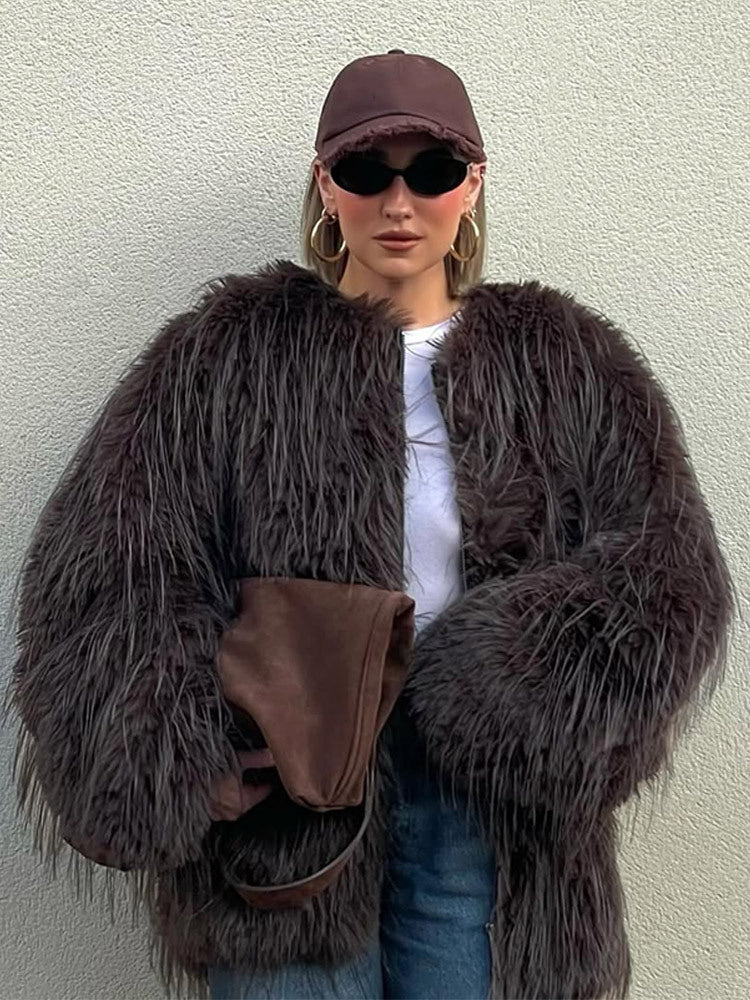 Women's Oversized Faux Fur Coat with Long Pile Shag Look and Boxy Silhouette Amarae