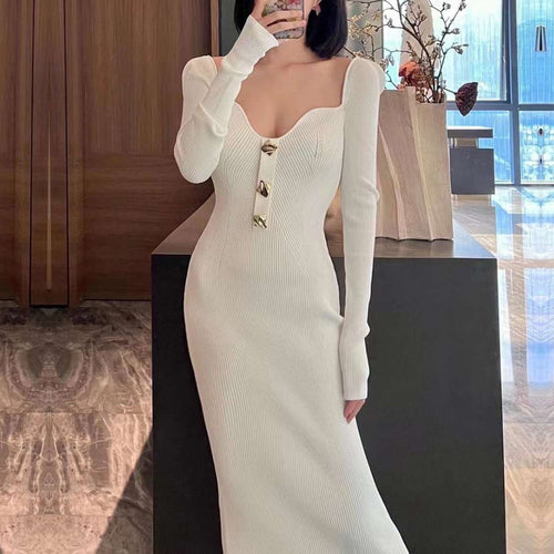 Robe en tricot pour femme avec décolleté en V profond et élégants détails de boutons Chic & Stil