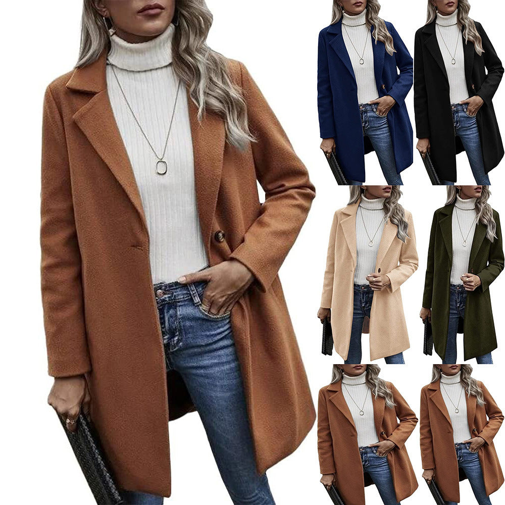 Stylish wool coat for women with chic lapels and style