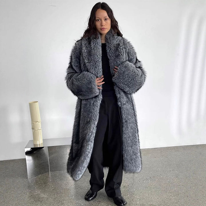 Women Oversize longer Faux Fur Coat with voluminous sleeves Amarae