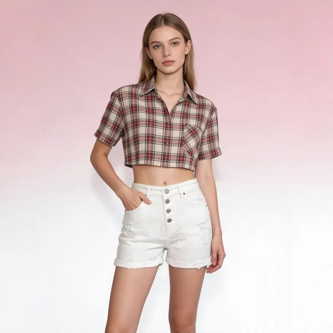 Women cropped denim jacket with two pockets Lune London