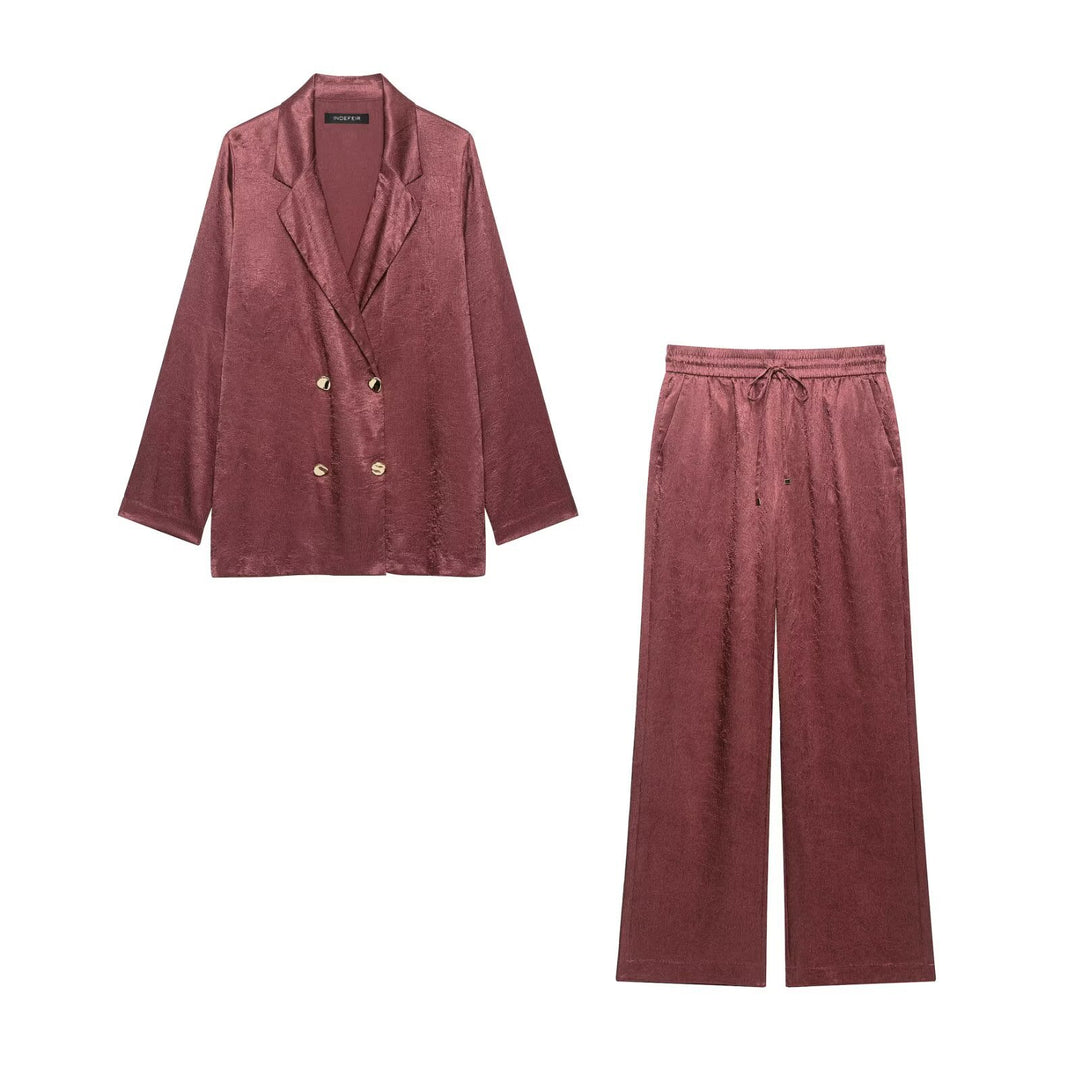 Women's wide velvet lounge pants with elastic waistband, drawstring, and side pockets Amarae