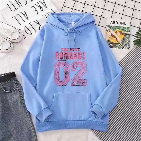 Women's casual hoodie with stylish print Chic & Stil