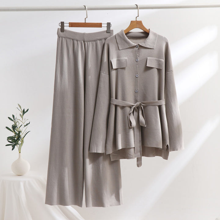 Two-piece comfortable set for women with drawstring and casual fit Lune London