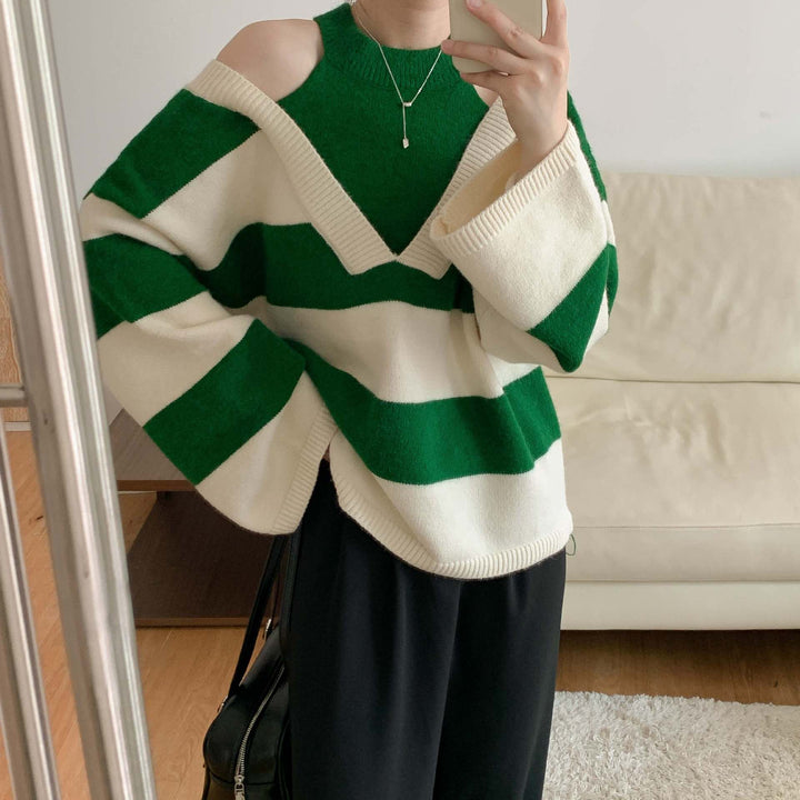 Pull décontracté pour femmes avec motif rayé moderne et découpes aux épaules Chic & Stil