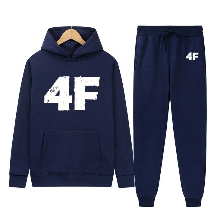 Women’s hoodie and joggers set with sporty comfort Chic & Stil