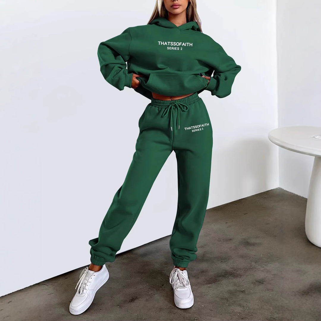 Women's jogging suit with comfortable hood and elastic cuffs Chic & Stil