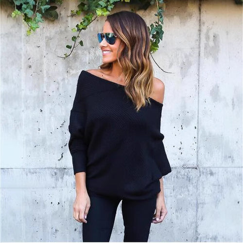 Casual knitted off-the-shoulder sweater for women in oversized style Amarael