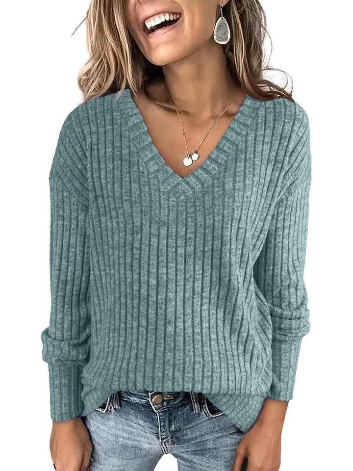 Ladies V-neck knitted sweater Lune London