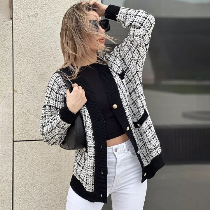Cardigan en bouclé pour femme avec détails de boutons élégants Chic & Stil
